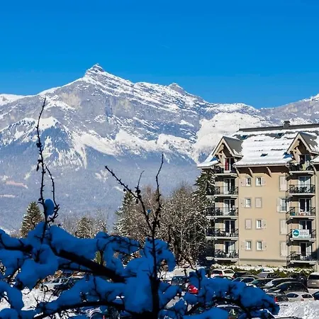 Grand Panorama 216 - 2 Bed Apt, Next To Bettex Lift, Sleeps 6 *