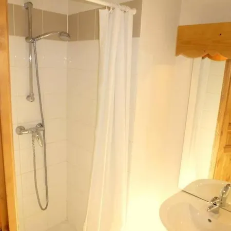 Grand Panorama 216 - 2 Bed Apt, Next To Bettex Lift, Sleeps 6 Apartment